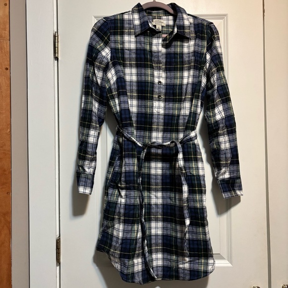 L.L. Bean Flannel Dress - Picture 1 of 8
